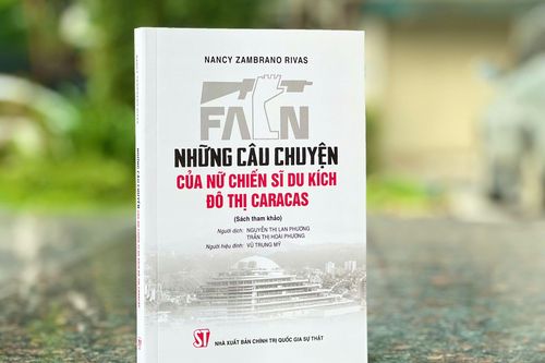 Xuất bản cuốn sách 'Những câu chuyện của nữ chiến sĩ du kích đô thị Caracas'