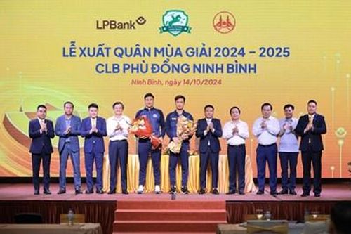 Hoàng Đức và Văn Lâm ra mắt Phù Đổng Ninh Bình