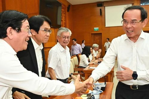 Bí thư Nguyễn Văn Nên gặp gỡ, động viên Đoàn đại biểu TPHCM dự Đại hội đại biểu toàn quốc MTTQ Việt Nam lần thứ X
