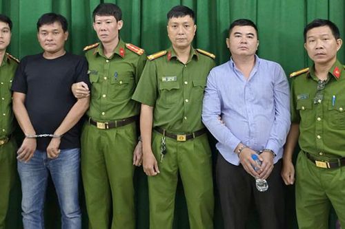 Bắt 2 kẻ cầm đầu băng giang hồ đánh nhau tại trung tâm tiệc cưới ở TP HCM