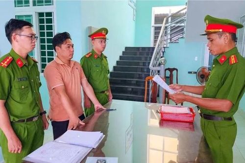 Phê chuẩn khởi tố, bắt giam đối tượng lừa đảo 5 tỉ đồng