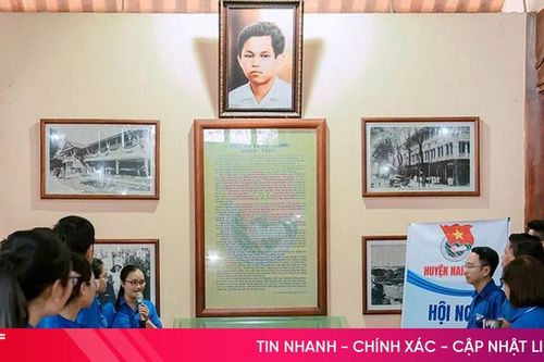 Kỷ niệm 110 năm Ngày sinh đồng chí Lý Tự Trọng - hành hương về địa chỉ đỏ