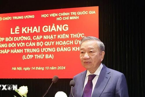 Lễ khai giảng Lớp bồi dưỡng cán bộ quy hoạch Ủy viên BCH TW Đảng khóa XIV