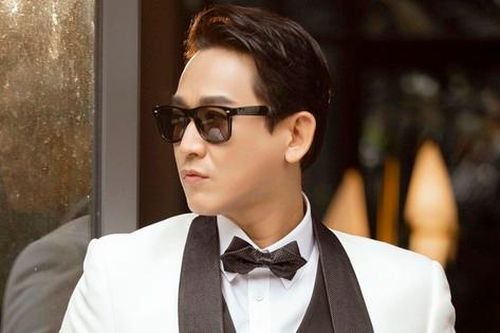 'Soái ca' bậc nhất showbiz: Chạm mốc U50, đam mê đi bán cơm gà, mì sườn lý do là gì?