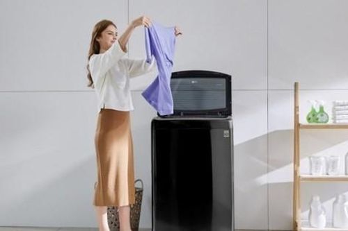 Giá máy giặt LG Inverter tháng 10: Giảm tới 32 triệu đồng