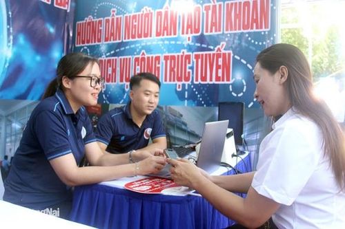 Sôi nổi chuỗi hoạt động Chuyển đổi số - chuyển đổi xanh