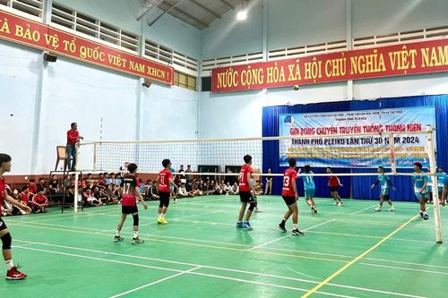 Ấn tượng giải bóng chuyền truyền thống thanh niên thành phố Pleiku