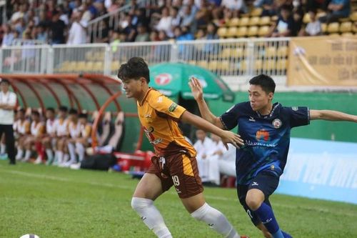 Hoàng Anh Gia Lai chia tay tiền đạo Nguyễn Quốc Việt