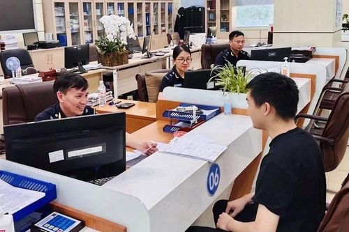 Kiên định mục tiêu tăng trưởng kinh tế hai con số