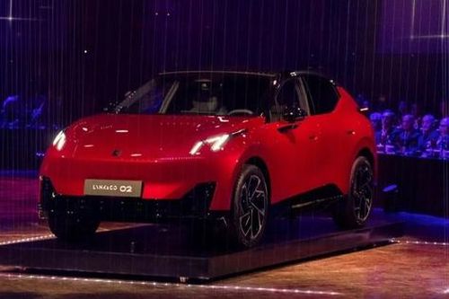 Lynk & Co 02 ra mắt