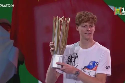 Chung kết Thượng Hải Master 2024: Jannik Sinner giành chức vô địch