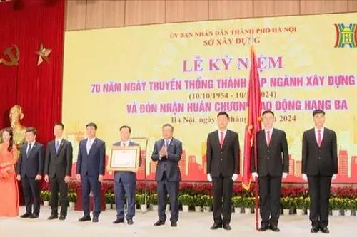 Sở Xây dựng Hà Nội đón nhận Huân chương Lao động hạng Ba