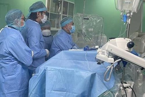 2 lần chụp mạch máu số hóa nền cứu sản phụ băng huyết sau sinh