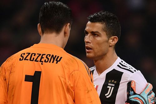 Ronaldo gây tranh cãi