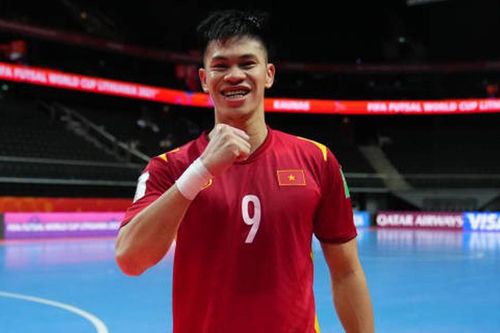 Tiền đạo ghi bàn thắng lịch sử cho ĐT Việt Nam ở World Cup sắp có lần đầu tiên xuất ngoại, bến đỗ cực bất ngờ