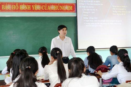 Giáo viên đang chịu nhiều áp lực ngoài chuyên môn