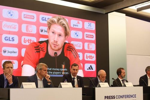 FIFA bị kiện lên Ủy ban châu Âu vì lạm dụng quyền lực