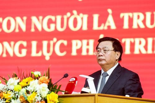 Chăm lo cho con người là nhiệm vụ quan trọng của cả hệ thống chính trị