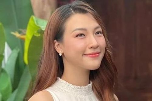 MC Hoàng Oanh lên tiếng sau sự cố với Cris Phan