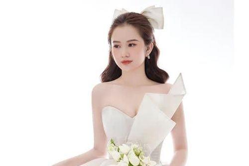 Mê mẩn trước nhan sắc hot girl Gia Lai nổi tiếng với tài kinh doanh