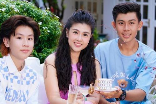 Kim Thư vợ cũ Phước Sang khoe con trai cao 1m90, gương mặt hưởng nét điện ảnh như bố mẹ