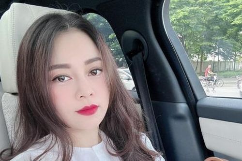 Hotmom Hằng Túi và vợ nhiếp ảnh gia nổi tiếng Hà Nội bất ngờ 'khó chịu vô cùng' với nhau