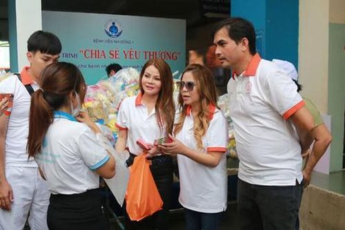 Nhiều đồng nghiệp tưởng nhớ cố diễn viên Đức Tiến