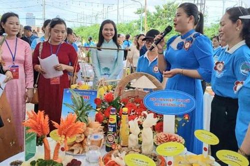 Sôi nổi Hội thi 'Phụ nữ Phú Yên đảm đang, khéo tay hay làm'