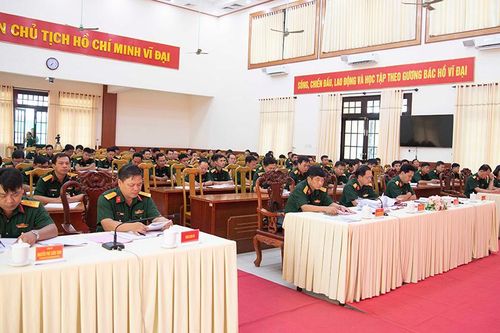 Lực lượng vũ trang An Giang Thông báo kết quả Hội nghị Trung ương 10 (khóa XIII)
