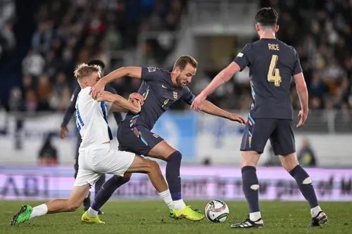 Harry Kane sa sút vì đâu?