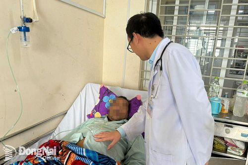 Khói thuốc 'mở đường' cho bệnh vào thân