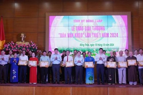 20 tập thể, cá nhân nhận giải thưởng 'Dân vận khéo' tỉnh Đồng Tháp lần thứ 1