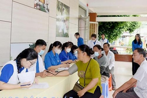 Đoàn cơ sở Sở Y tế Đồng Tháp xung kích vì sức khỏe cộng đồng