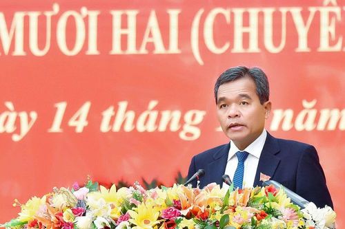 Bí thư Tỉnh ủy, Chủ tịch HĐND tỉnh Hồ Văn Niên: Tập trung triển khai hiệu quả các nghị quyết vừa được thông qua