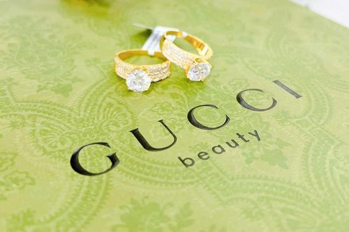 Quảng Ngãi: Một tiệm vàng bị phạt 235 triệu đồng vì mua bán ngoại tệ và giả mạo nhãn hiệu