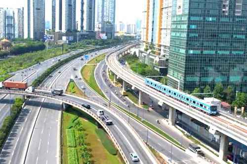 TP. Hồ Chí Minh đề xuất đánh giá riêng tác động nợ công khi thực hiện đề án metro