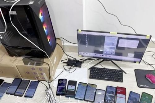 Nam thanh niên 17 tuổi lừa đảo đặt cọc vé máy bay chiếm đoạt hơn 3 tỷ đồng