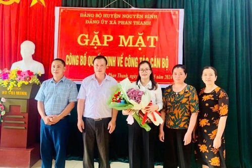 Quan tâm nâng cao chất lượng cán bộ người dân tộc thiểu số