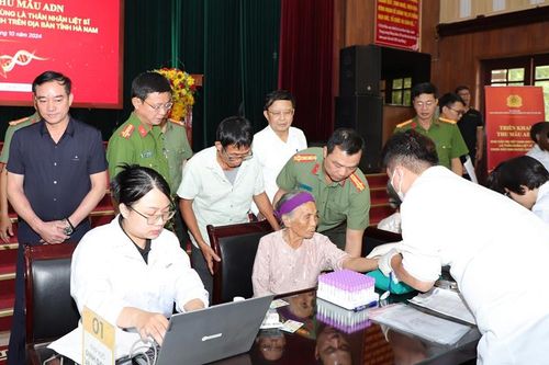 Thu nhận mẫu ADN thân nhân liệt sỹ chưa xác định được danh tính