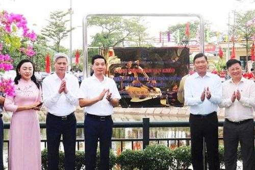 Kỷ niệm 94 năm Ngày truyền thống công tác dân vận của Đảng (15/10/1930 - 15/10/2024):'Dân vận khéo' nhằm phát huy sức mạnh của nhân dân, xây dựng Thủ đô 'Văn hiến - Văn minh - Hiện đại'