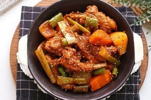 Mách bạn thêm một cách làm món sườn heo siêu thơm ngon cho bữa cơm mùa thu