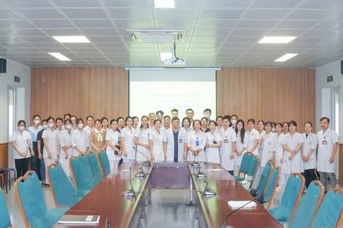 Bệnh viện E khai giảng khóa đào tạo thực hành khám bệnh, chữa bệnh đối với chức danh điều dưỡng