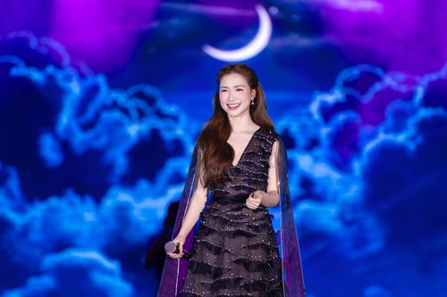 Liveshow thiện nguyện do Hồ Hoài Anh làm tổng đạo diễn quyên góp được gần 2,4 tỷ đồng