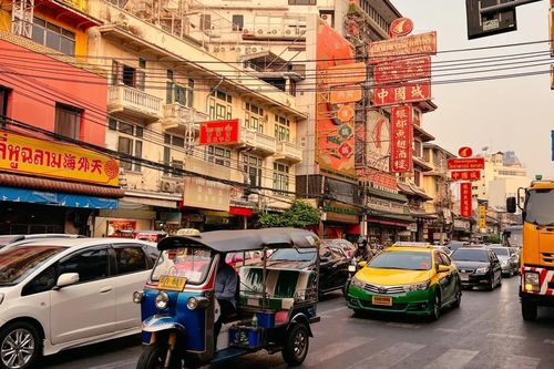 Thái Lan hạ lãi suất