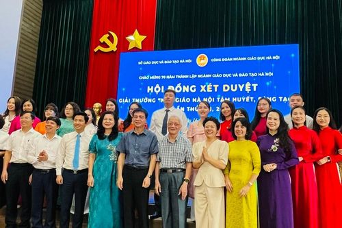 70 giáo viên vào chung khảo Giải thưởng Nhà giáo Hà Nội tâm huyết, sáng tạo