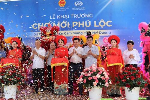 Giải tỏa chợ Phú Lộc cũ, xóa bỏ điểm đen về an toàn giao thông để phát triển kinh tế, xã hội
