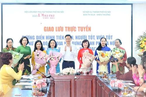 Giao lưu trực tuyến với gương điển hình tiên tiến phụ nữ Thủ đô