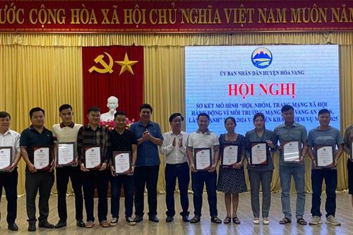 Hòa Vang gặp mặt Quản trị viên 'Hội, nhóm, trang mạng xã hội hành động vì môi trường mạng Hòa Vang an toàn, lành mạnh'