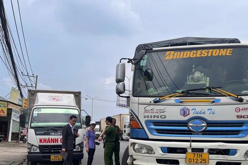 Đồng Nai: Dựng lại hiện trường vụ xe tải cán chết người trên Quốc lộ 51