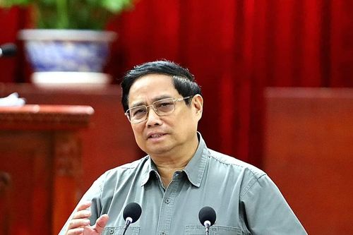 Thủ tướng: Khẩn trương hoàn thiện Đề án thực hiện Trung tâm liên kết, sản xuất, chế biến và tiêu thụ sản phẩm nông nghiệp vùng ĐBSCL
